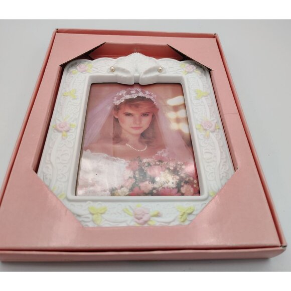 Wedding Day Photo Frame 3.5x5 Bride Picture White Ceramic Bells Flowers 1989 - Picture 5 of 14